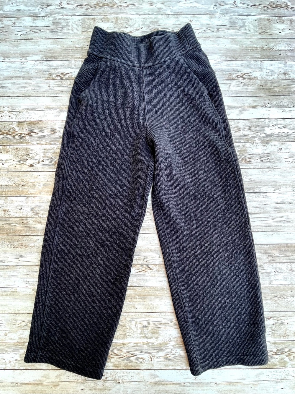 Lululemon Black Ribbed Straight Leg HR Crop 23 Travel Pant Normcore Minimal Sz 0 - Picture 2 of 16